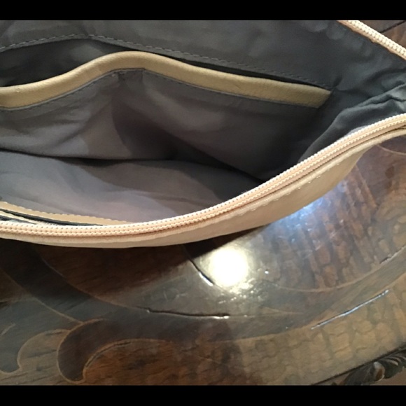 Purse - Picture 4 of 5